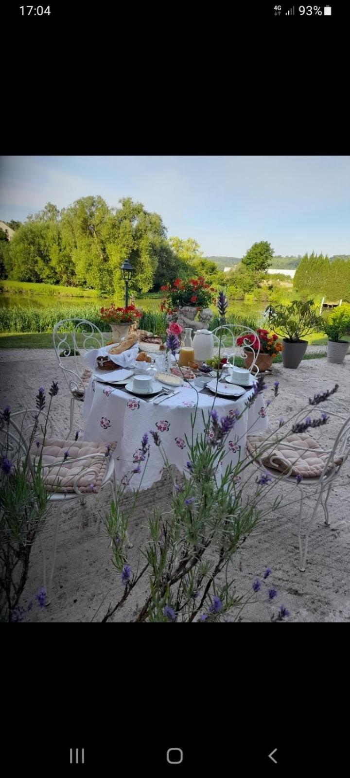 Domaine De Lardoisiere Château-Salins Exterior foto